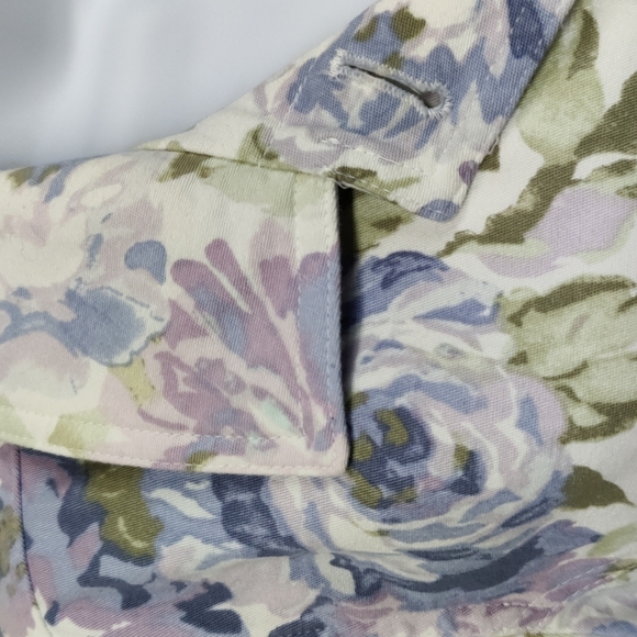 CROFT & Barrow Floral Print Denim Jacket Size M, w/Stretch, excellent conditio - Picture 2 of 12